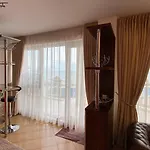 Bellevue Beachfront Paradise Apartman