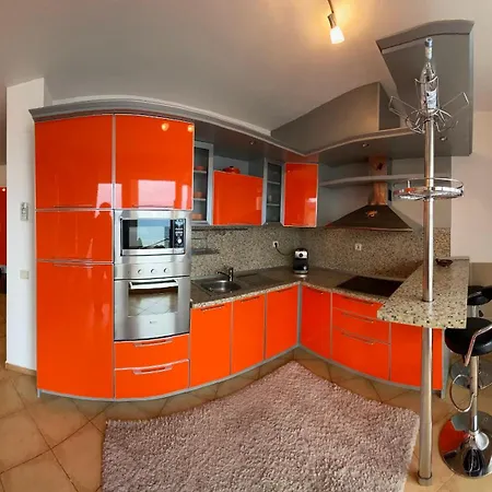 Bellevue Beachfront Paradise Διαμέρισμα Ράβντα