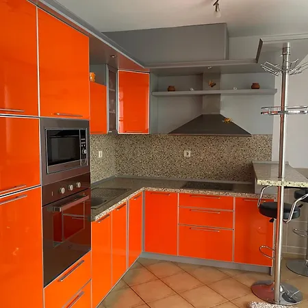 Bellevue Beachfront Paradise דירה רבדה