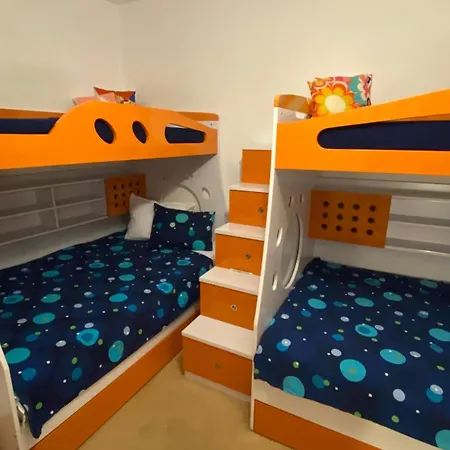 Bellevue Beachfront Paradise רבדה
