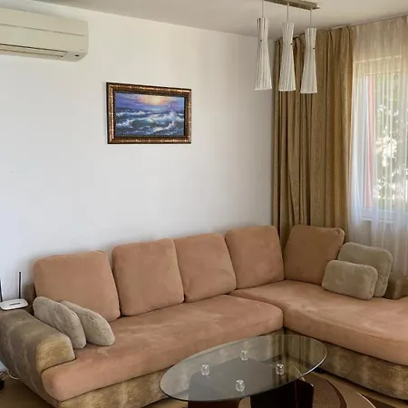Bellevue Beachfront Paradise * רבדה