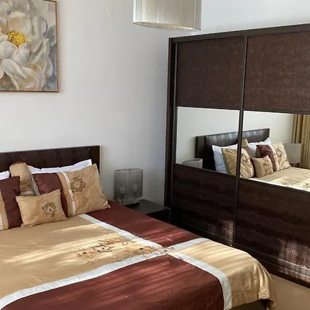 דירה Bellevue Beachfront Paradise
