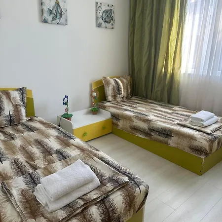 דירה Bellevue Beachfront Paradise *