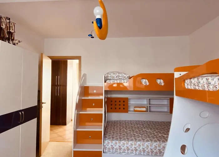 Bellevue Beachfront Paradise *