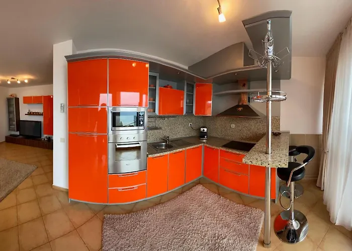 Bellevue Beachfront Paradise Apartamento Ravda