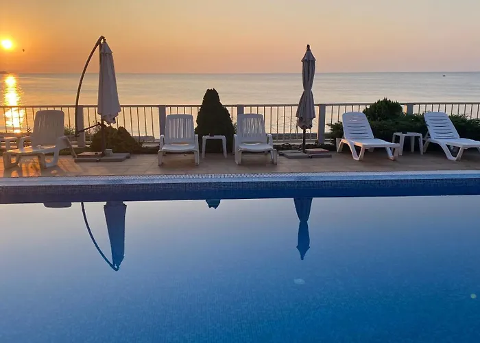 Apartamento Bellevue Beachfront Paradise